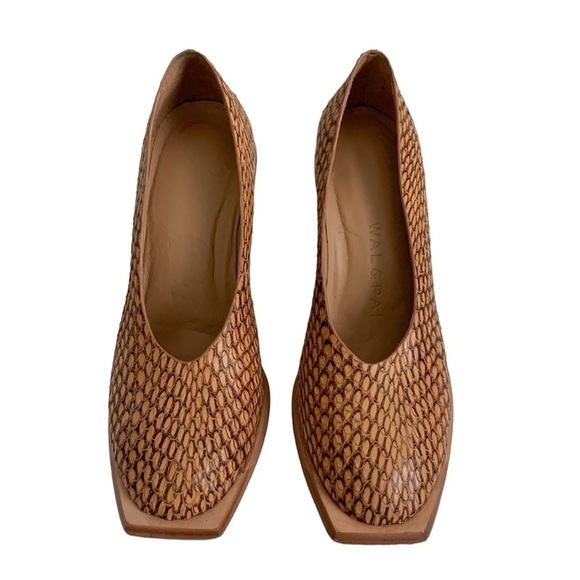 Wal & Pai Wade Pump in Burt Reptile - Picture 5 of 16